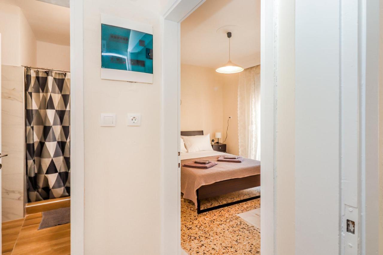 Grand Apartment Next To Center 3Bd 110Sqm เทสซาโลนิกิ ภายนอก รูปภาพ