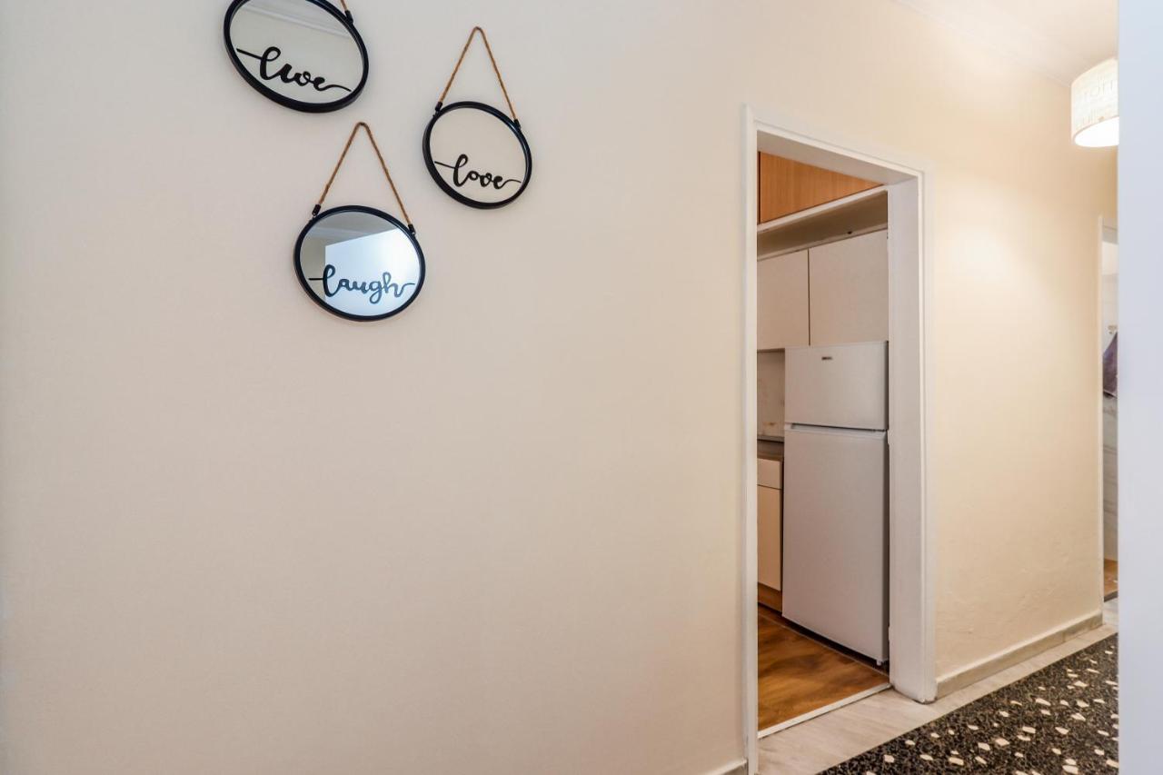 Grand Apartment Next To Center 3Bd 110Sqm เทสซาโลนิกิ ภายนอก รูปภาพ