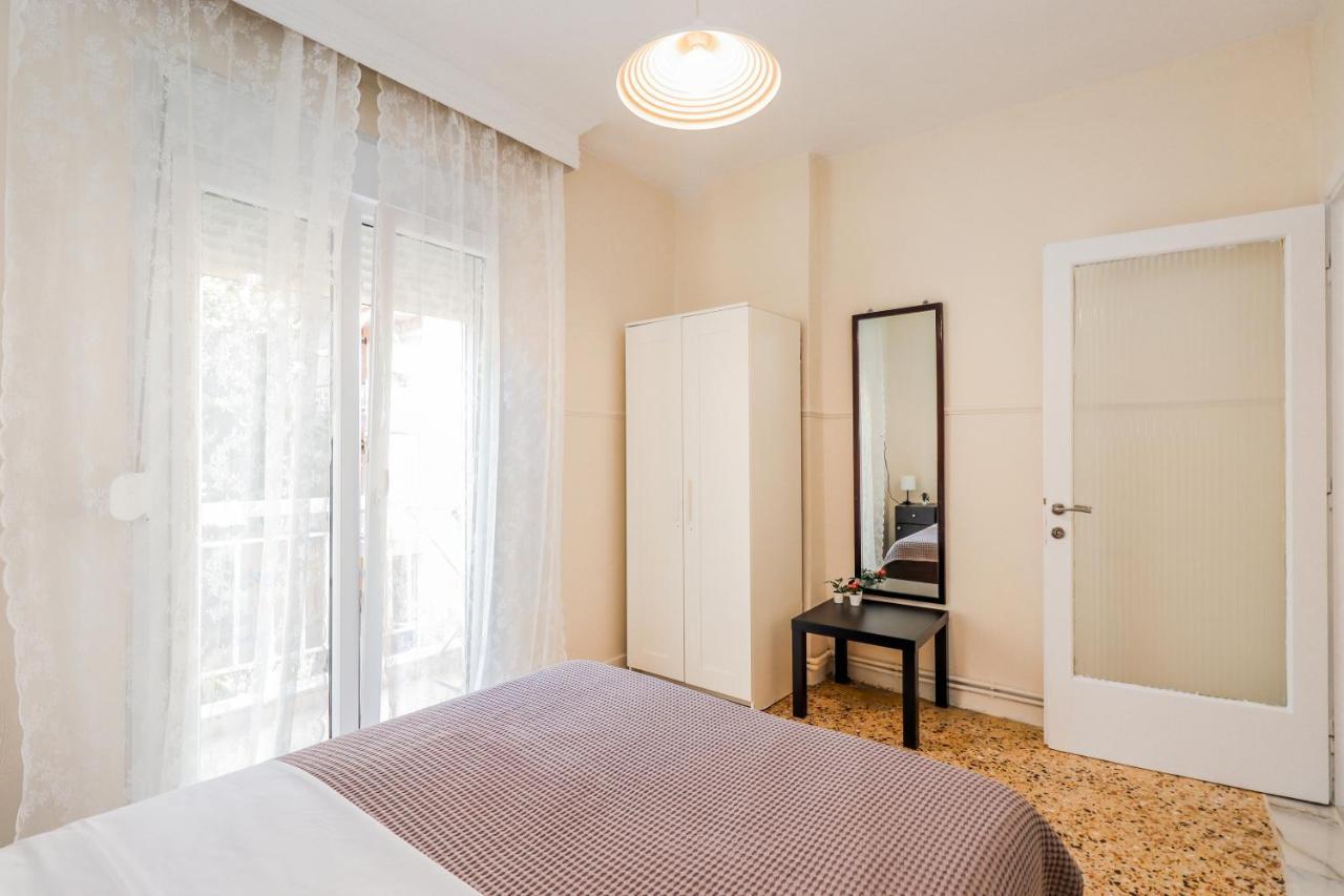 Grand Apartment Next To Center 3Bd 110Sqm เทสซาโลนิกิ ภายนอก รูปภาพ