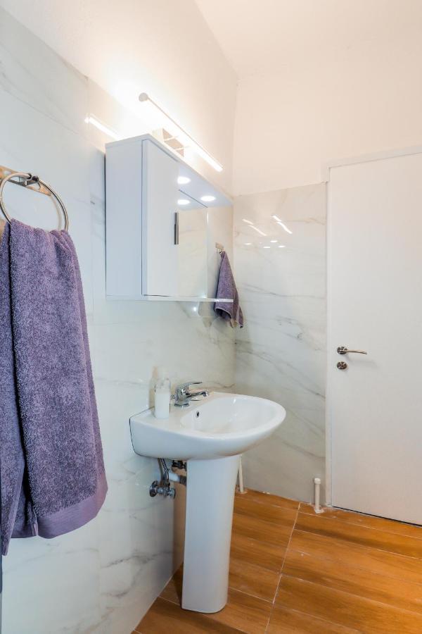 Grand Apartment Next To Center 3Bd 110Sqm เทสซาโลนิกิ ภายนอก รูปภาพ