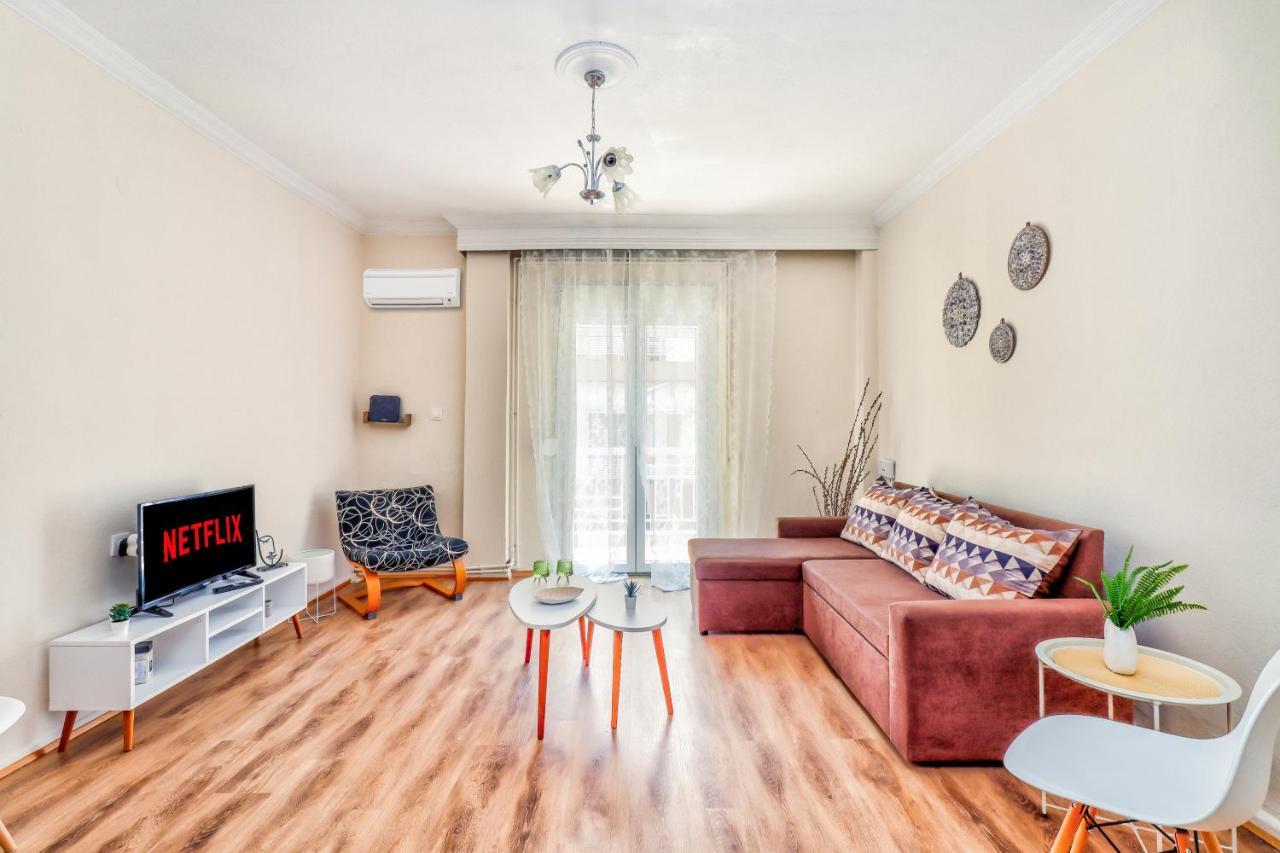 Grand Apartment Next To Center 3Bd 110Sqm เทสซาโลนิกิ ภายนอก รูปภาพ