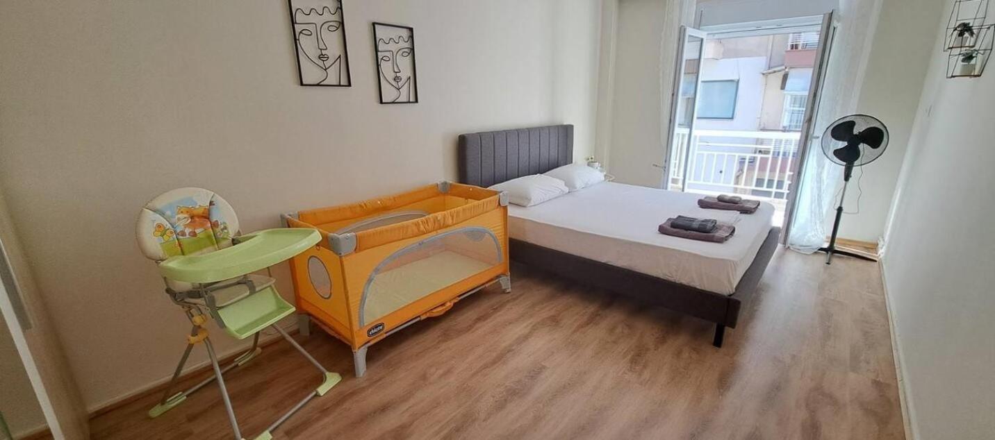 Grand Apartment Next To Center 3Bd 110Sqm เทสซาโลนิกิ ภายนอก รูปภาพ
